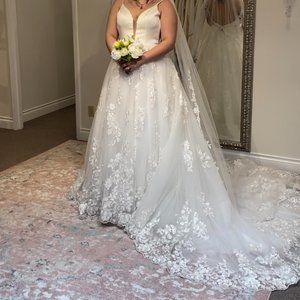 Morilee Canada Wedding Dress and First Class Bridal Cathedral Veil